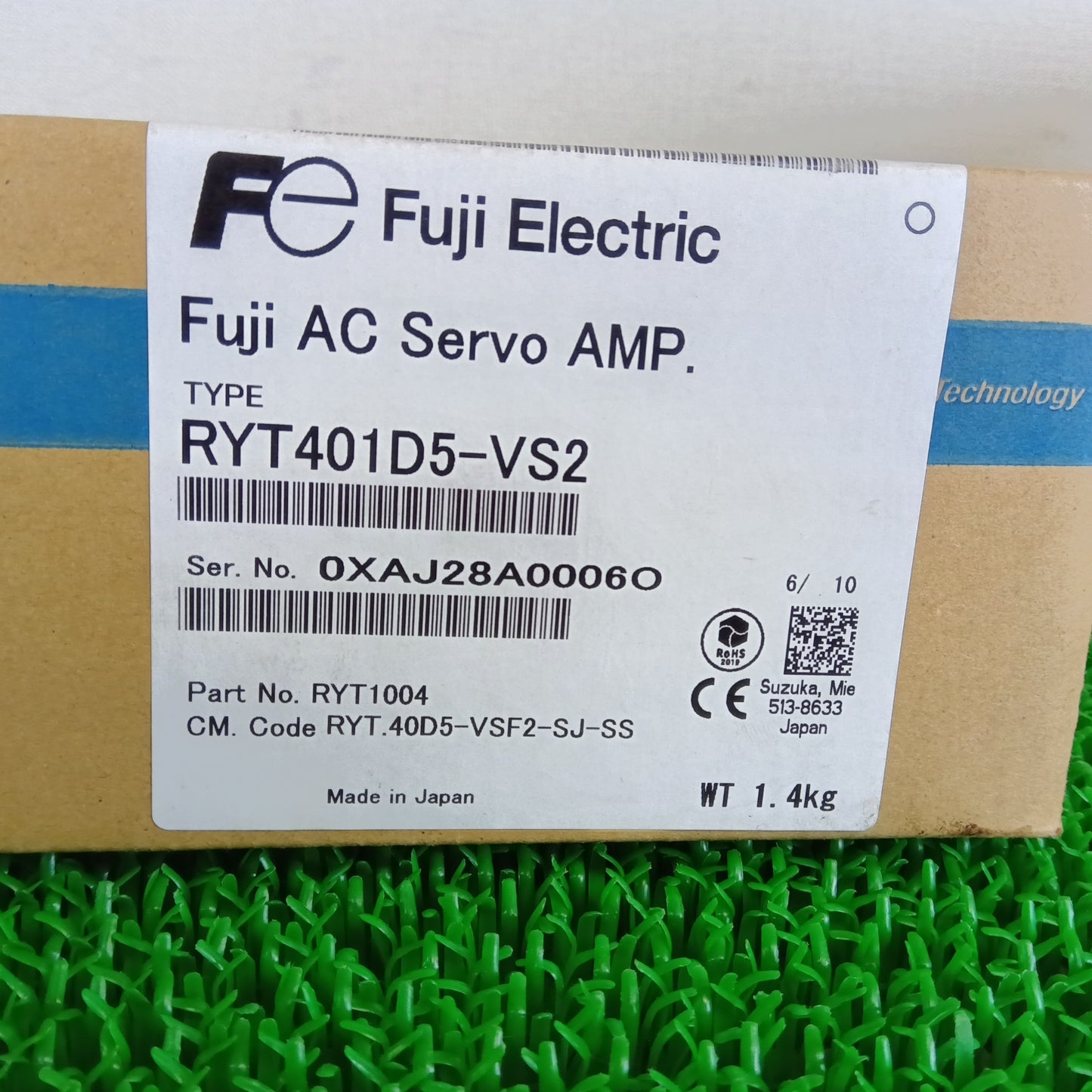 富士電機 RYT401D5-VS2 サーボアンプ 箱汚れあり