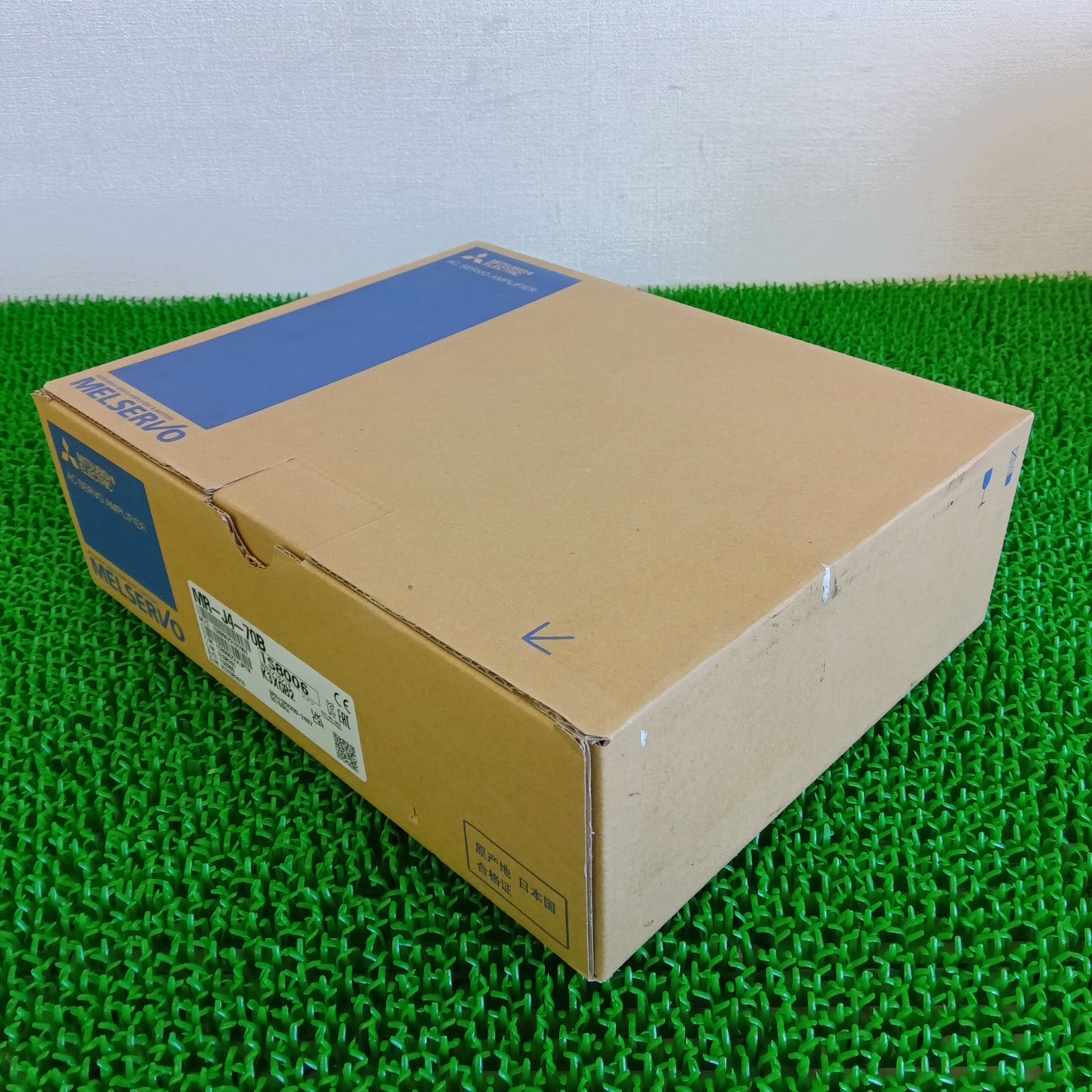 三菱電機 MR-J4-70B サーボアンプ 箱汚れあり | 八雲機械工具