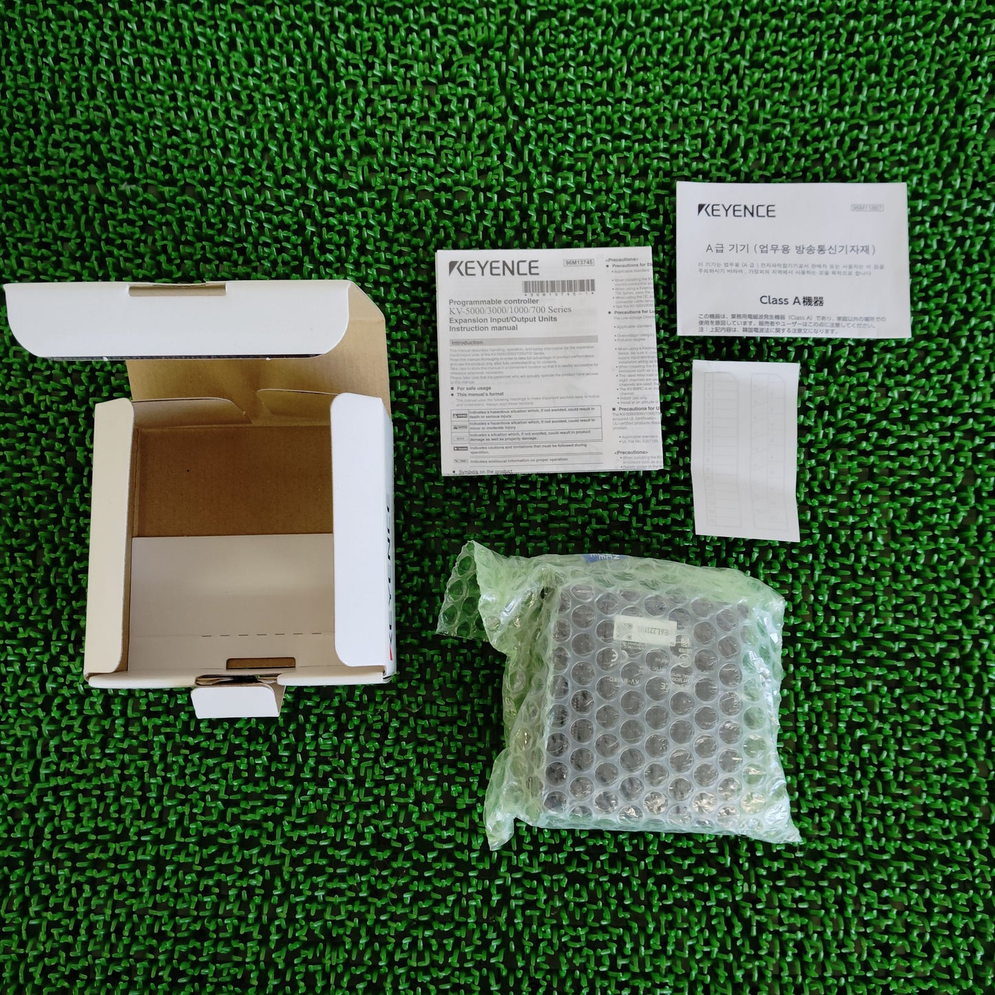 キーエンス KV-B16XC 箱にメモ書きあり ネジ端子台