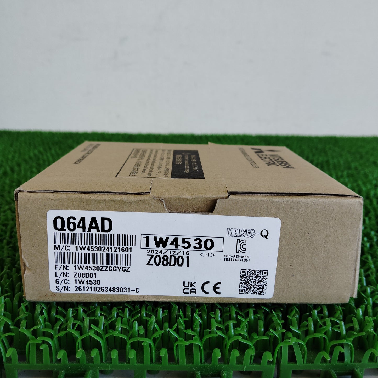 三菱電機 Q64AD A/D変換ユニット