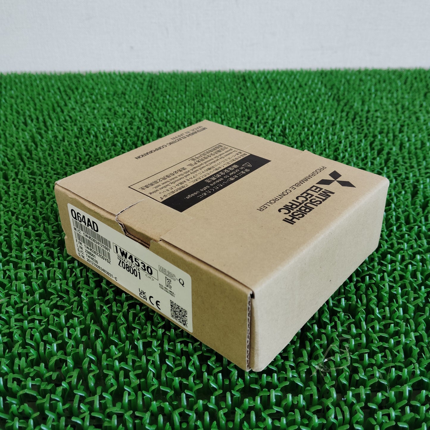 三菱電機 Q64AD A/D変換ユニット