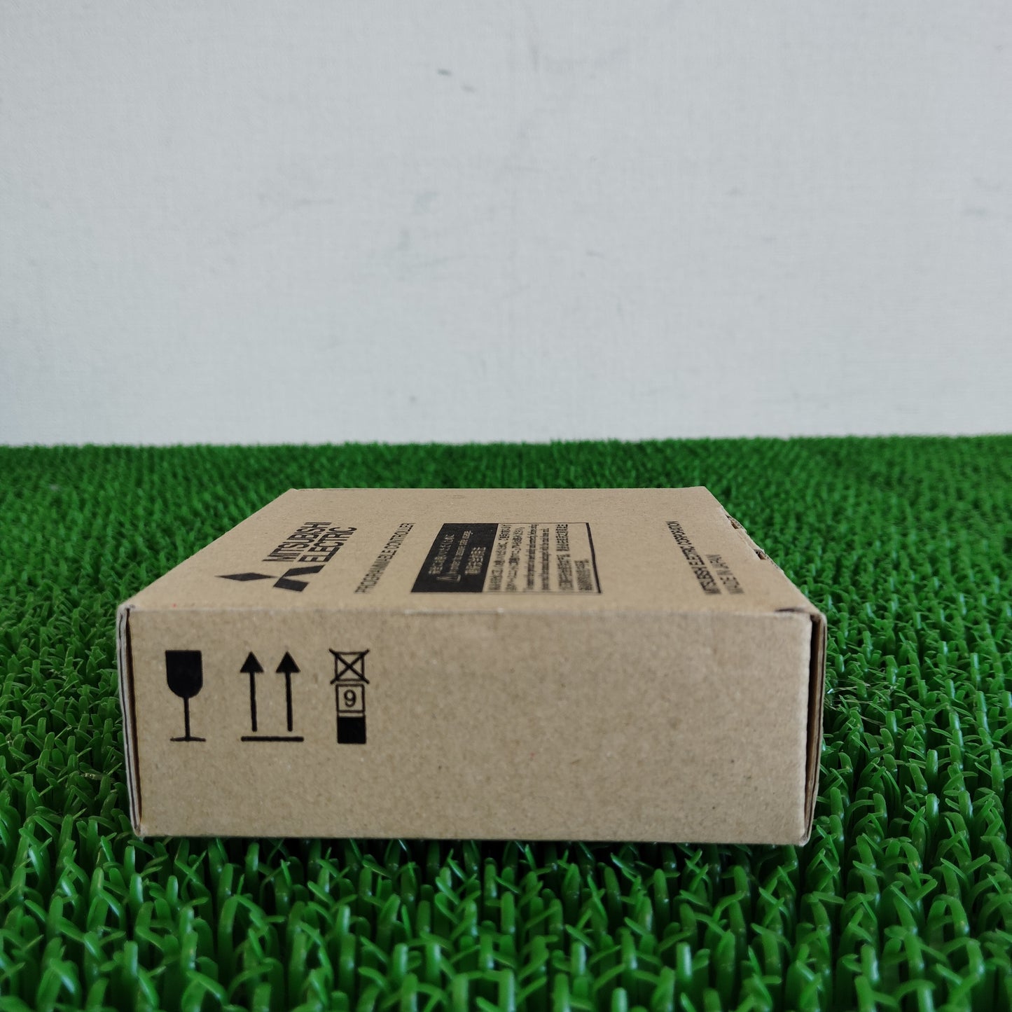 三菱電機 QY10 トランジスタ出力ユニット