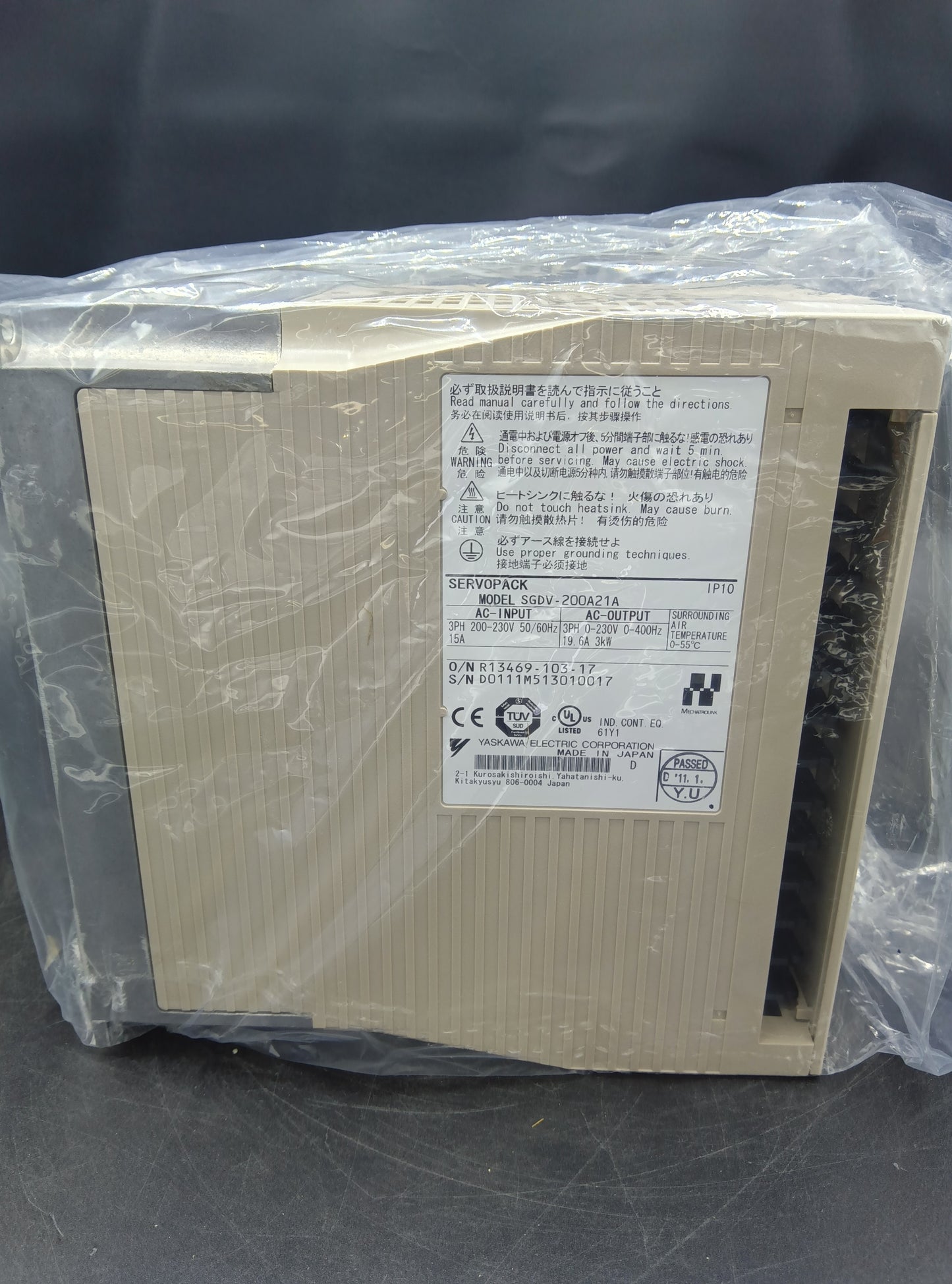 Yaskawa Electric SGDV-200A21A Σ-VX AC Servo Motor/Pack MECHATROLINK-III Communication command type