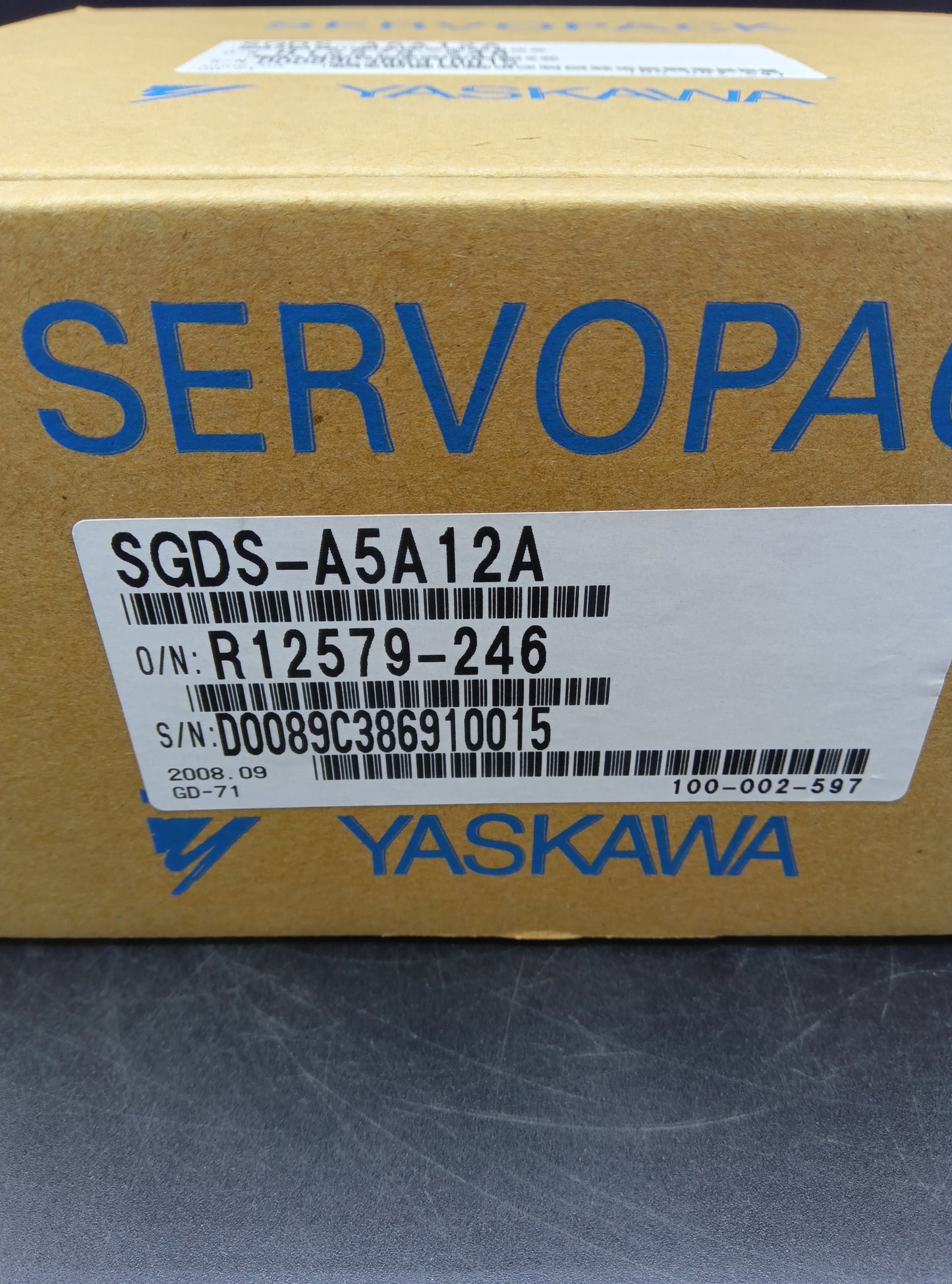 Yaskawa Electric SGDS-A5A12A Servo Motor/Pack