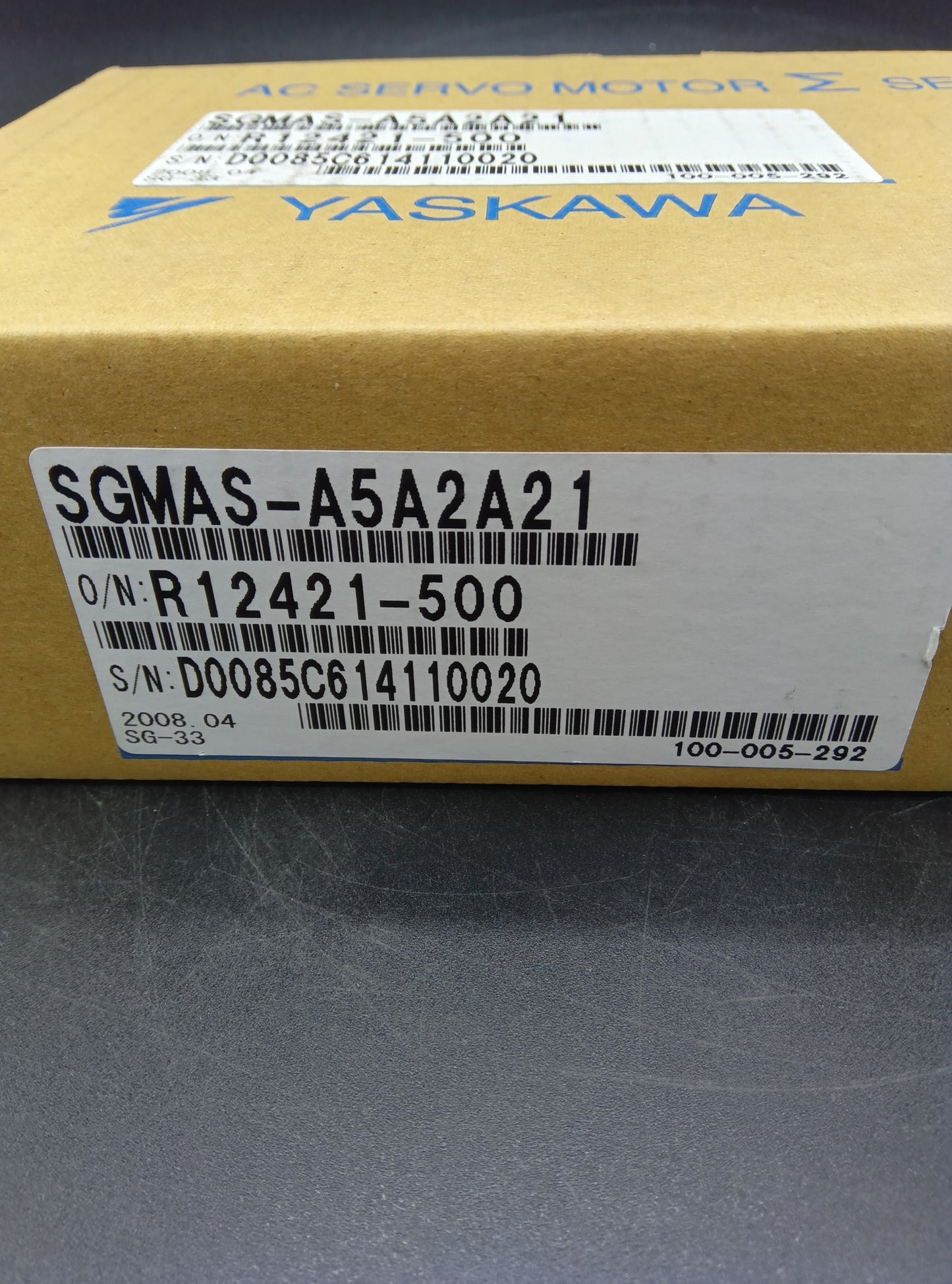 Yaskawa Electric SGMAS-A5A2A21 Servo Motor/Pack