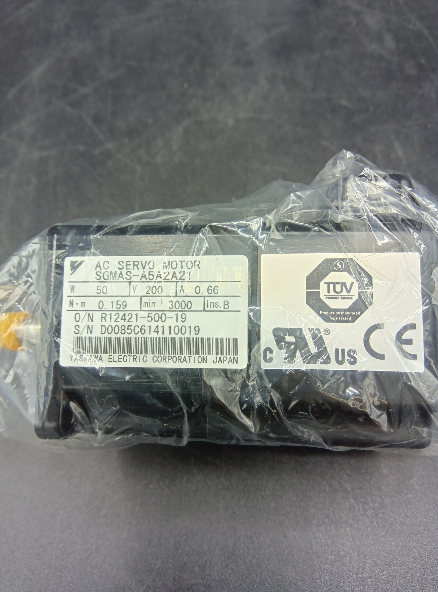 Yaskawa Electric SGMAS-A5A2A21 Servo Motor/Pack