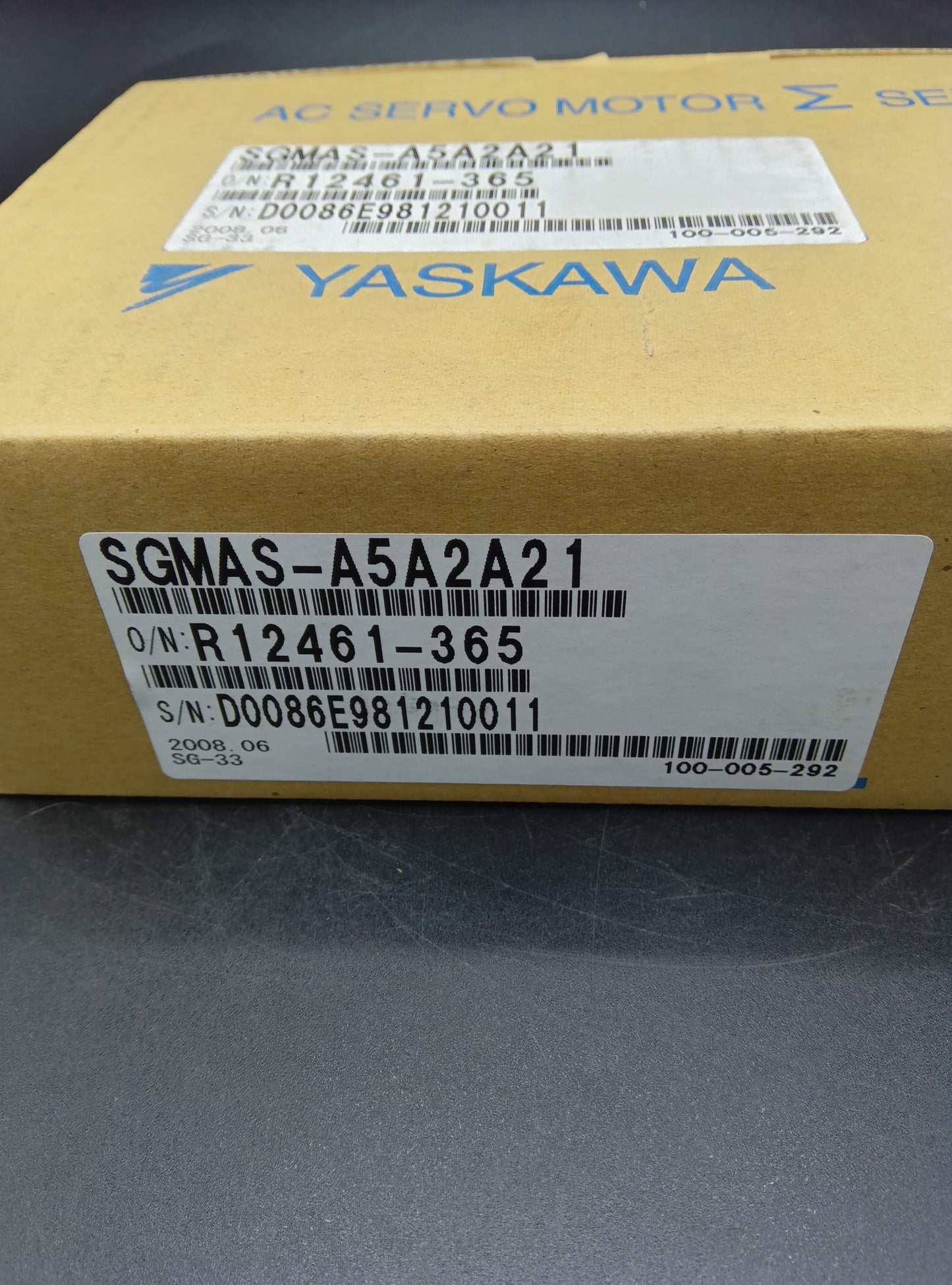 Yaskawa Electric SGMAS-A5A2A21 Servo Motor/Pack