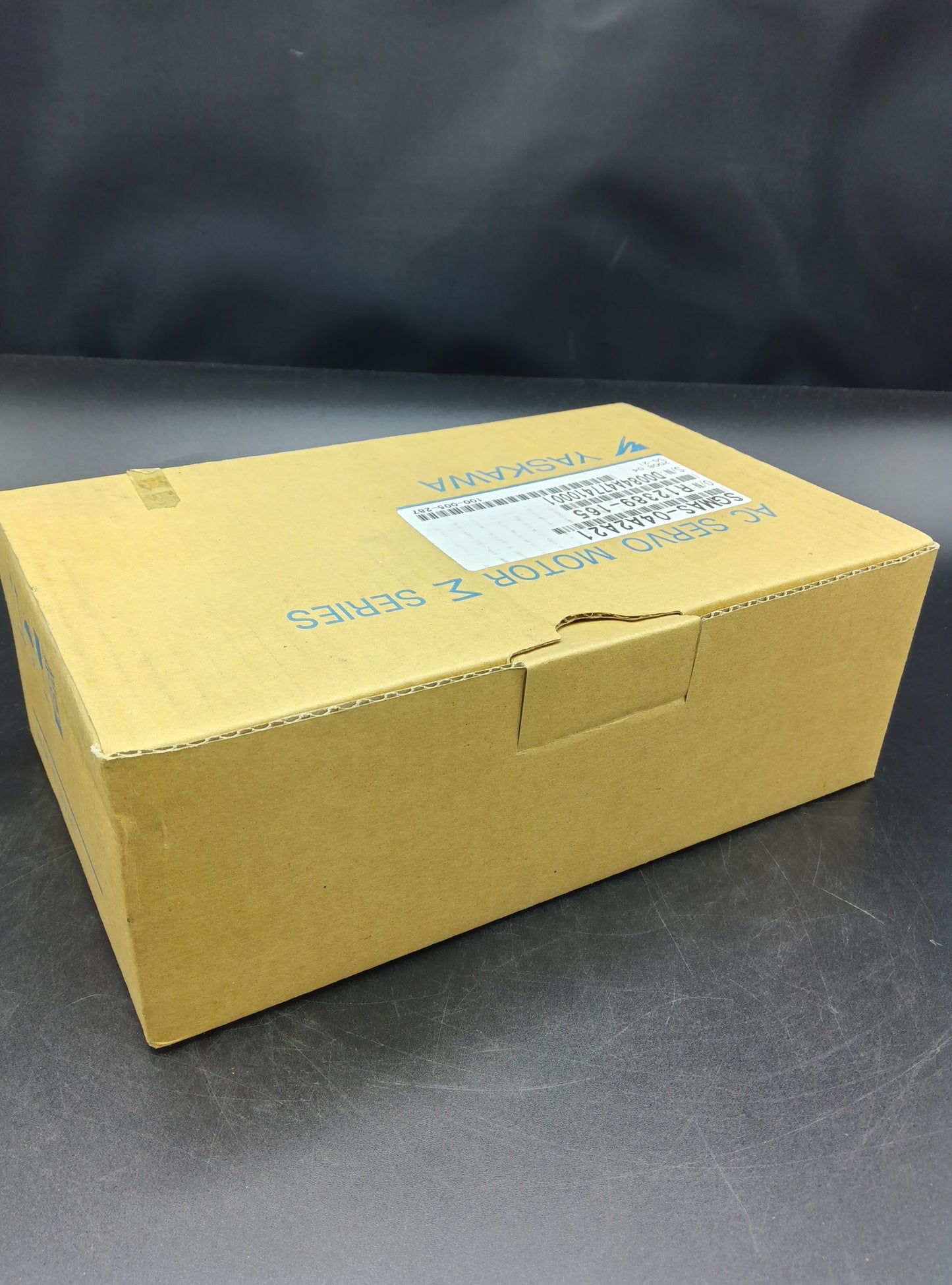 Yaskawa Electric SGMAS-04A2A21 Servo Motor/Pack