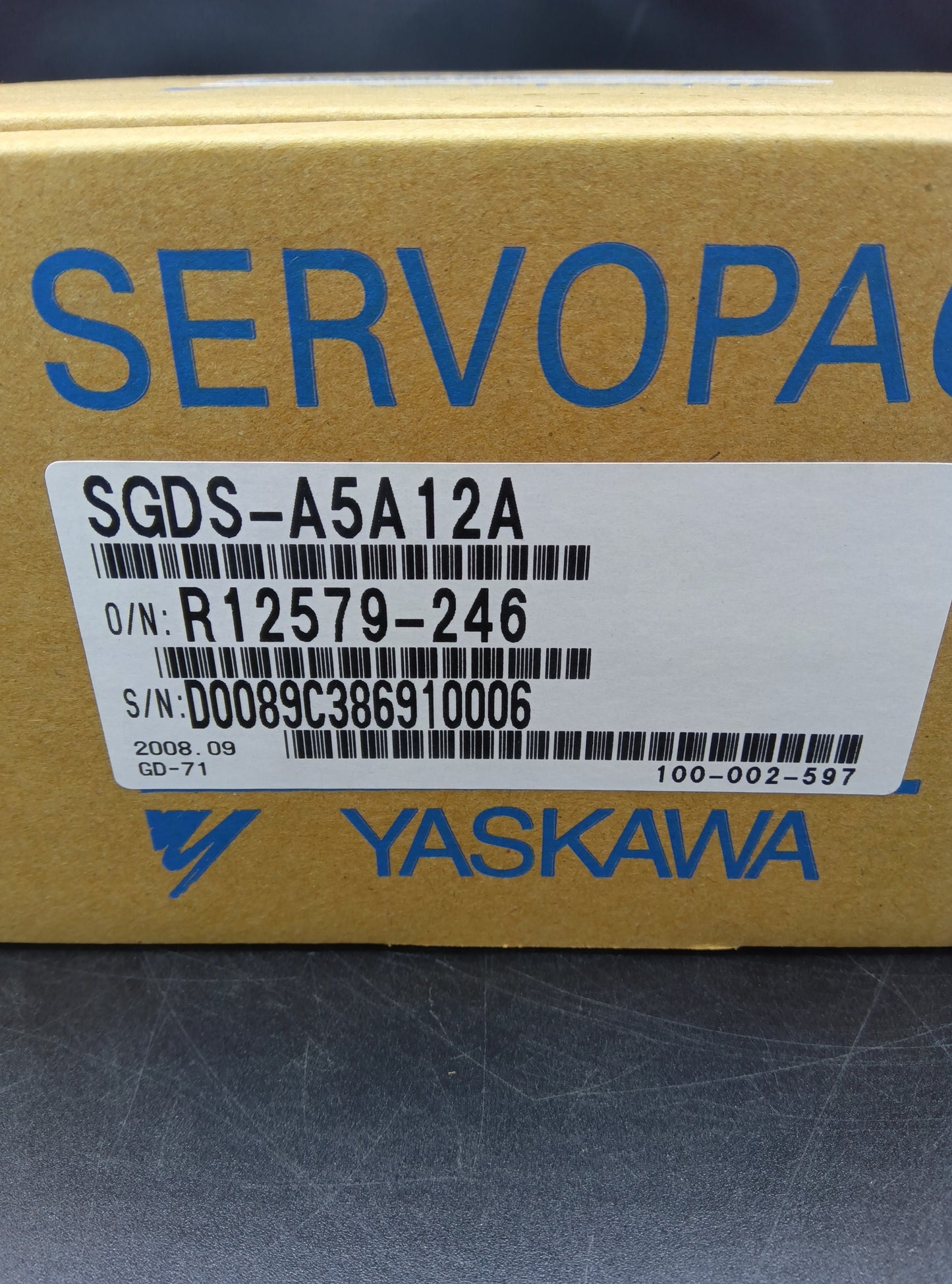 Yaskawa Electric SGDS-A5A12A Servo Motor/Pack