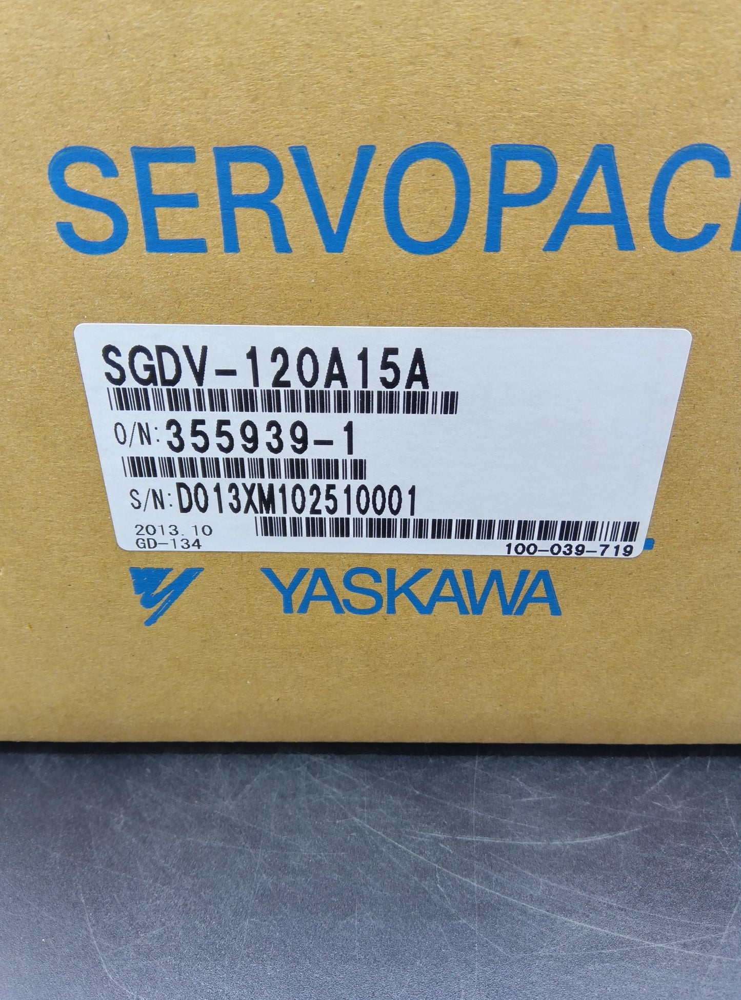 Yaskawa Electric SGDV-120A15A Servo Motor/Pack