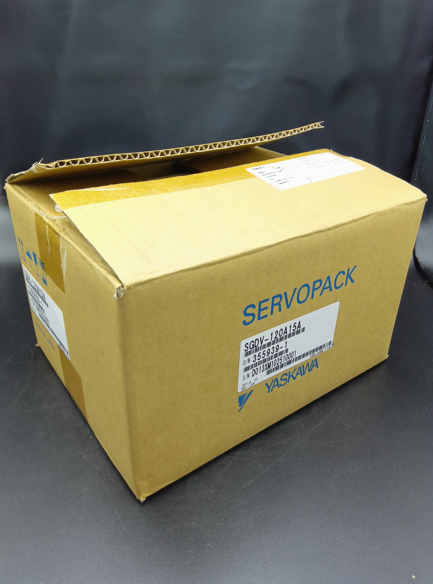 Yaskawa Electric SGDV-120A15A Servo Motor/Pack