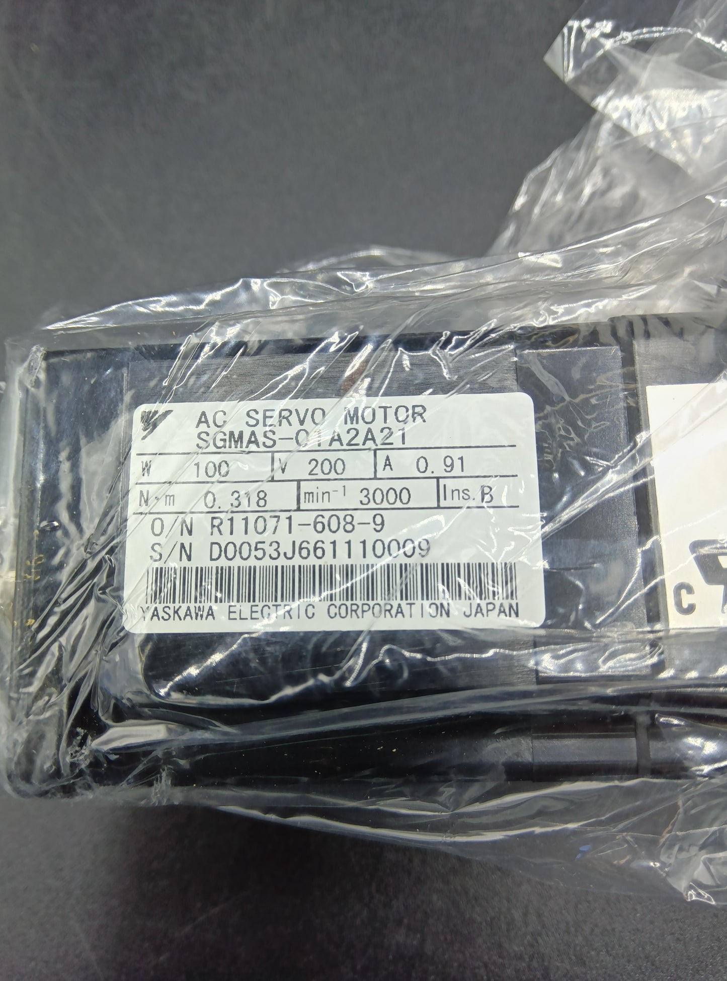 Yaskawa Electric  SGMAS-01A2A21 Servo Motor/Pack