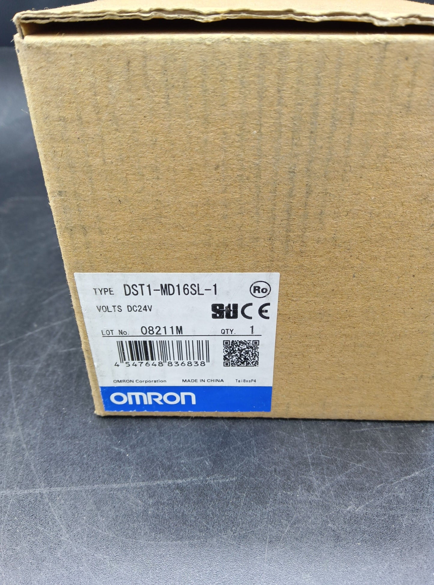 OMRON  DST1-MD16SL-1  Safety Terminal DST1 series