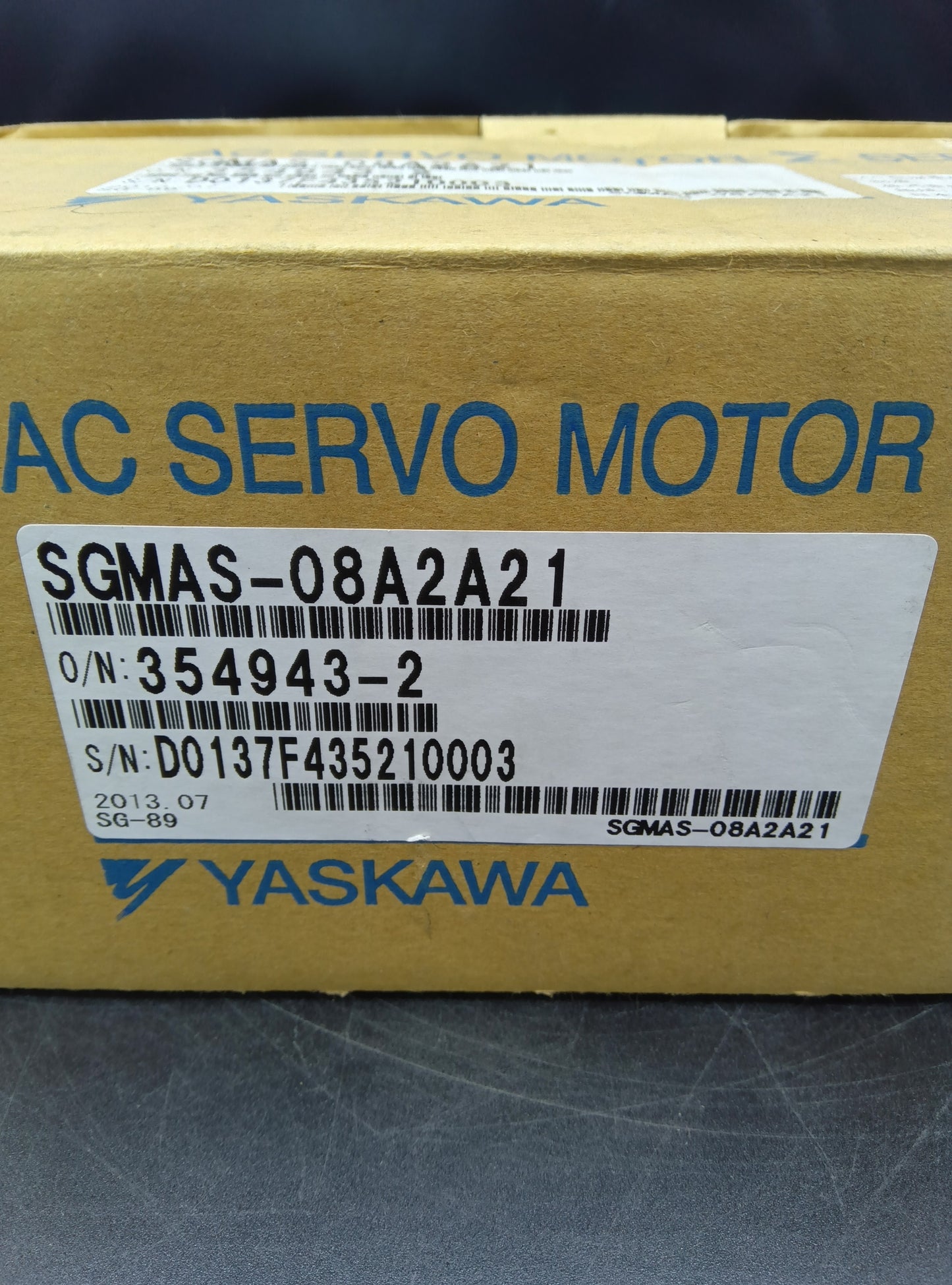 Yaskawa Electric  SGMAS-08A2A21 Servo Motor/Pack