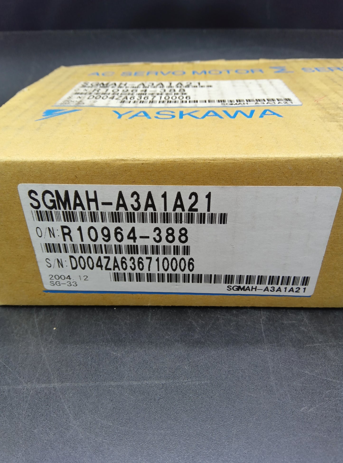 Yaskawa Electric SGMAH-A3A1A21 Servo Motor/Pack