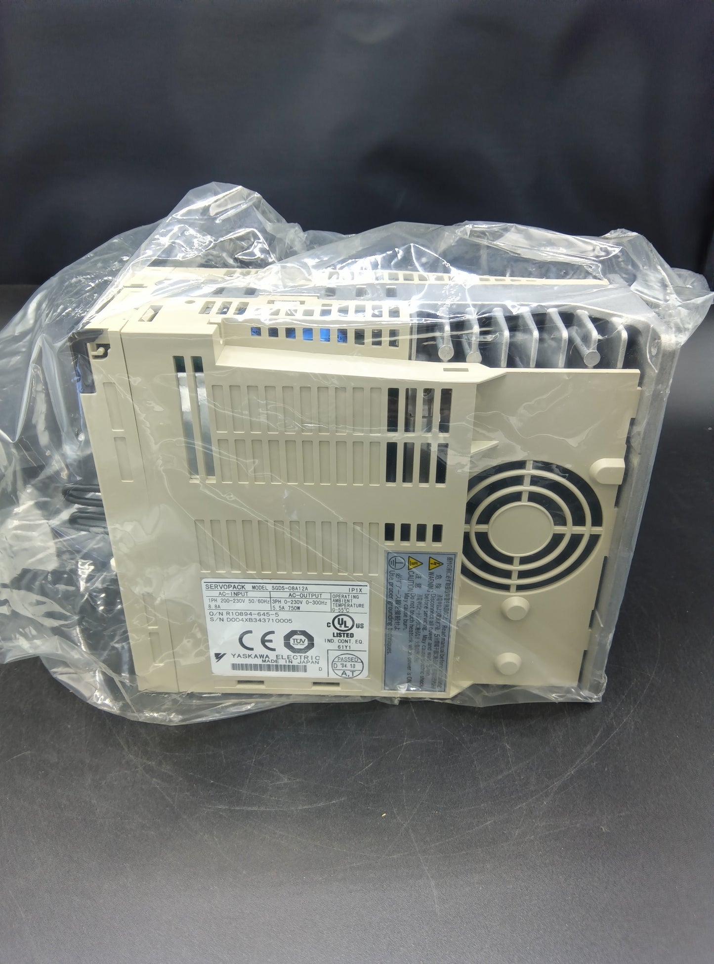 Yaskawa Electric SGDS-08A12A Servo Motor/Pack