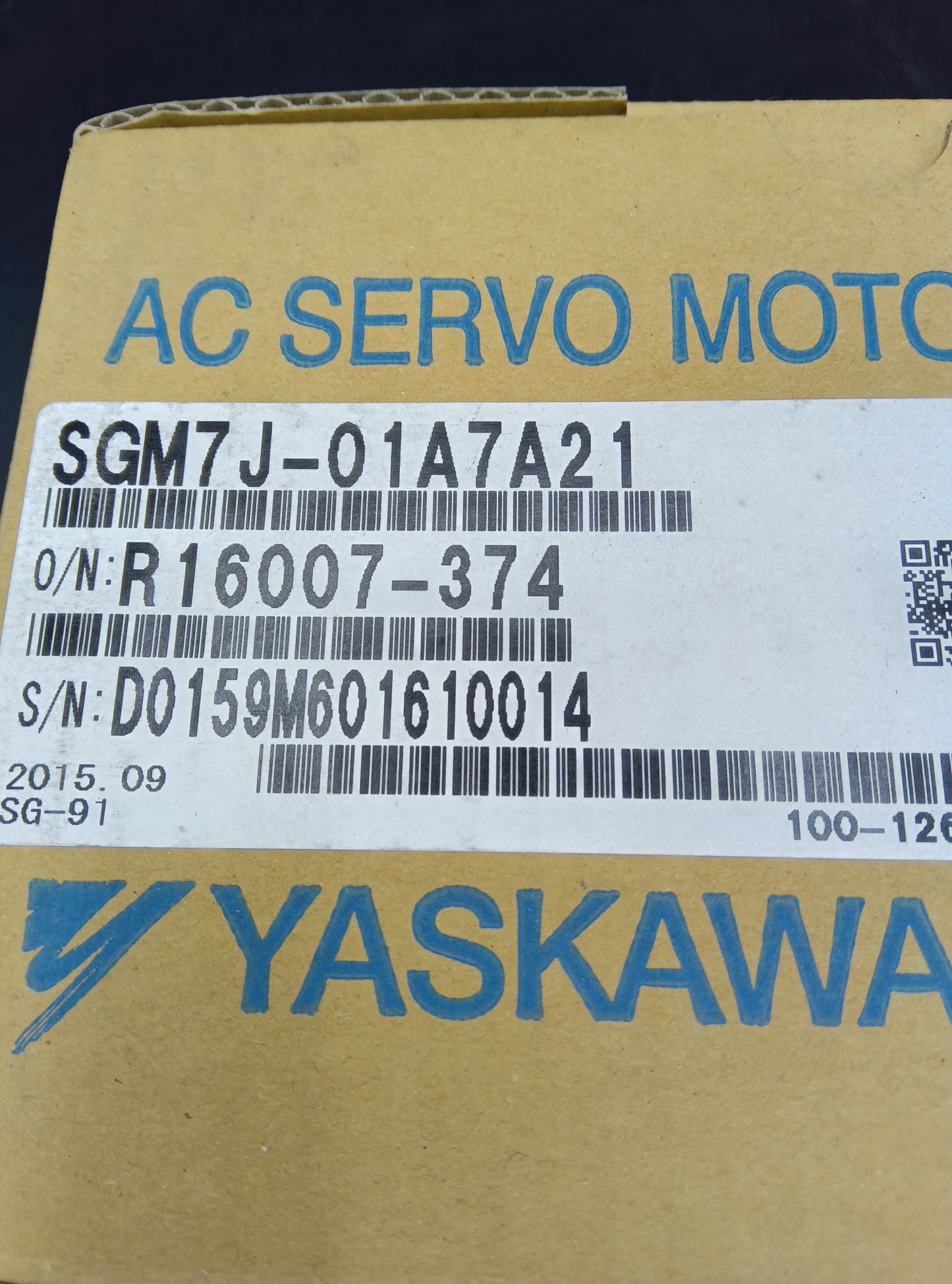 Yaskawa Electric SGM7J-01A7A21 Servo Motor/Pack