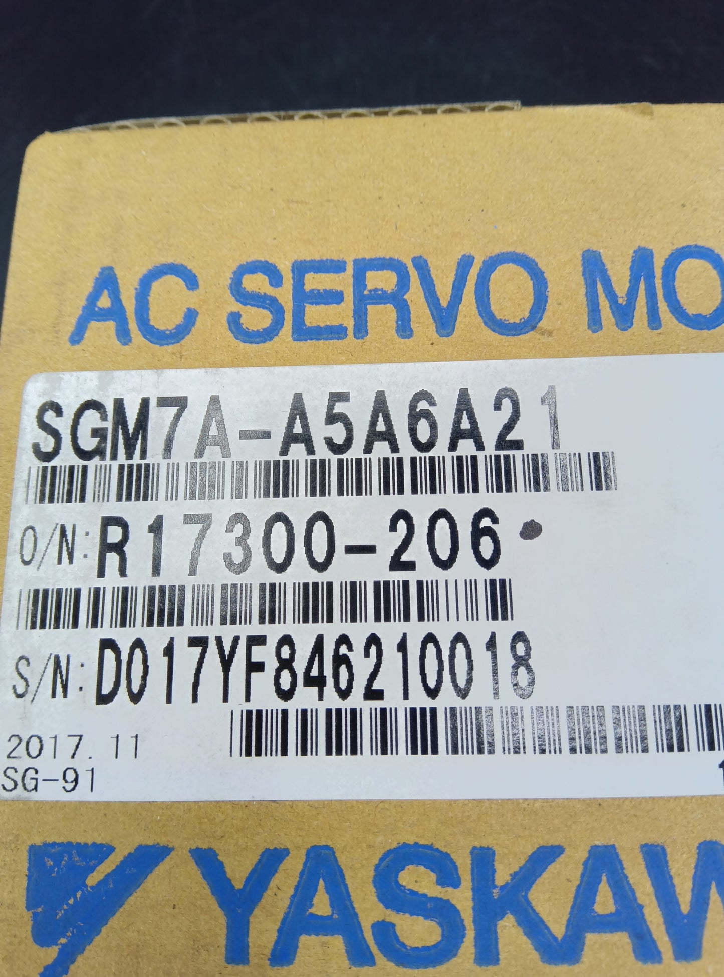 Yaskawa Electric  SGM7A-A5A6A21 Servo Motor/Pack