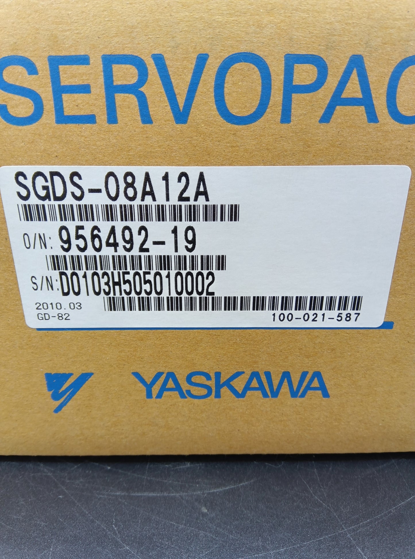 Yaskawa Electric SGDS-08A12A Servo Motor/Pack