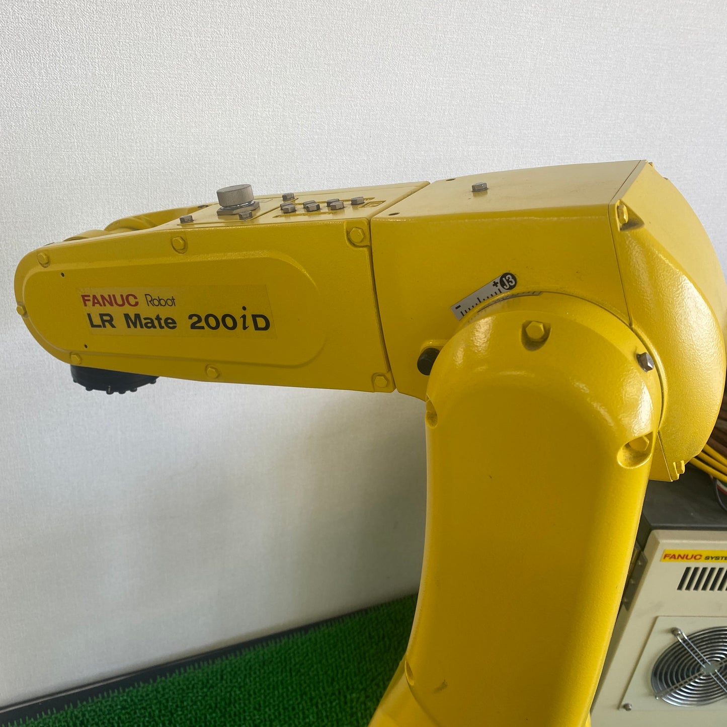 ファナック 産業用ロボット 中古 セット LR Mate 200iD A05B-1142-B201 / R-30iB A05B-2651-B001 / MHJ1