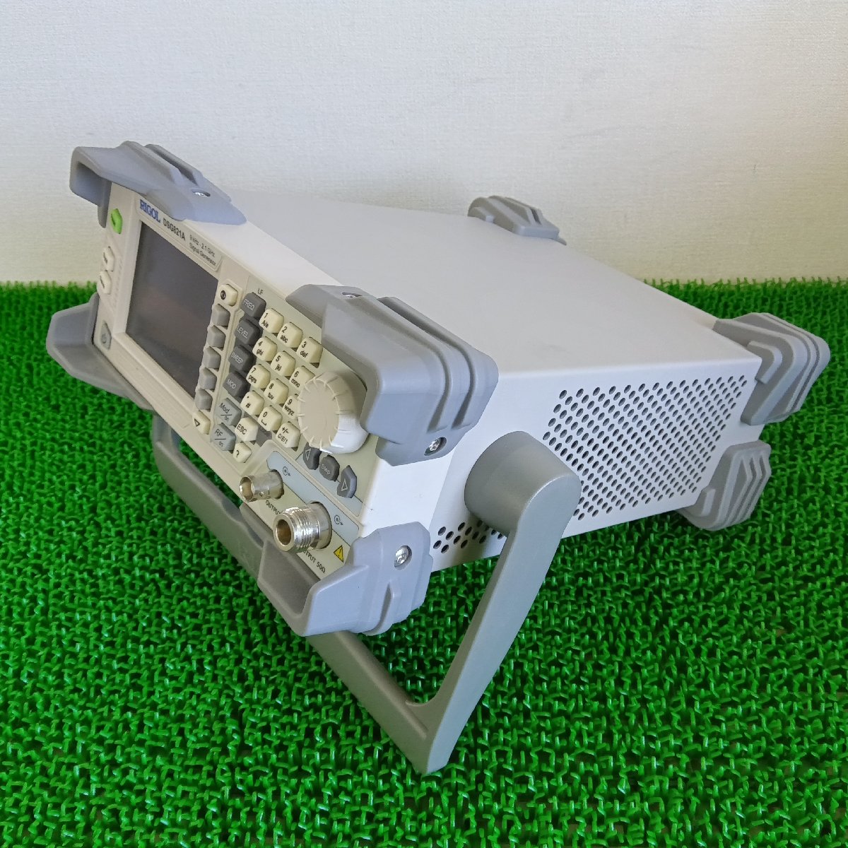 RIGOL リゴル DSG821A 中古 RFシグナル・ジェネレータ | 八雲機械工具