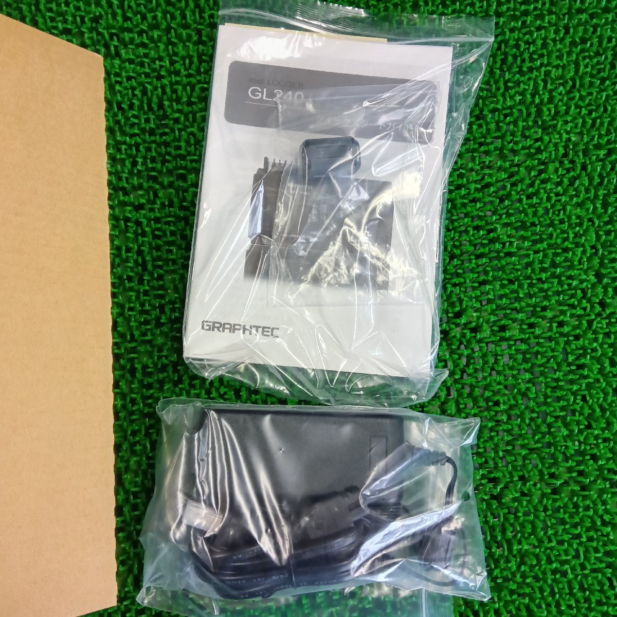 グラフテック GL240 データロガー 開封済み未使用 | 八雲機械工具