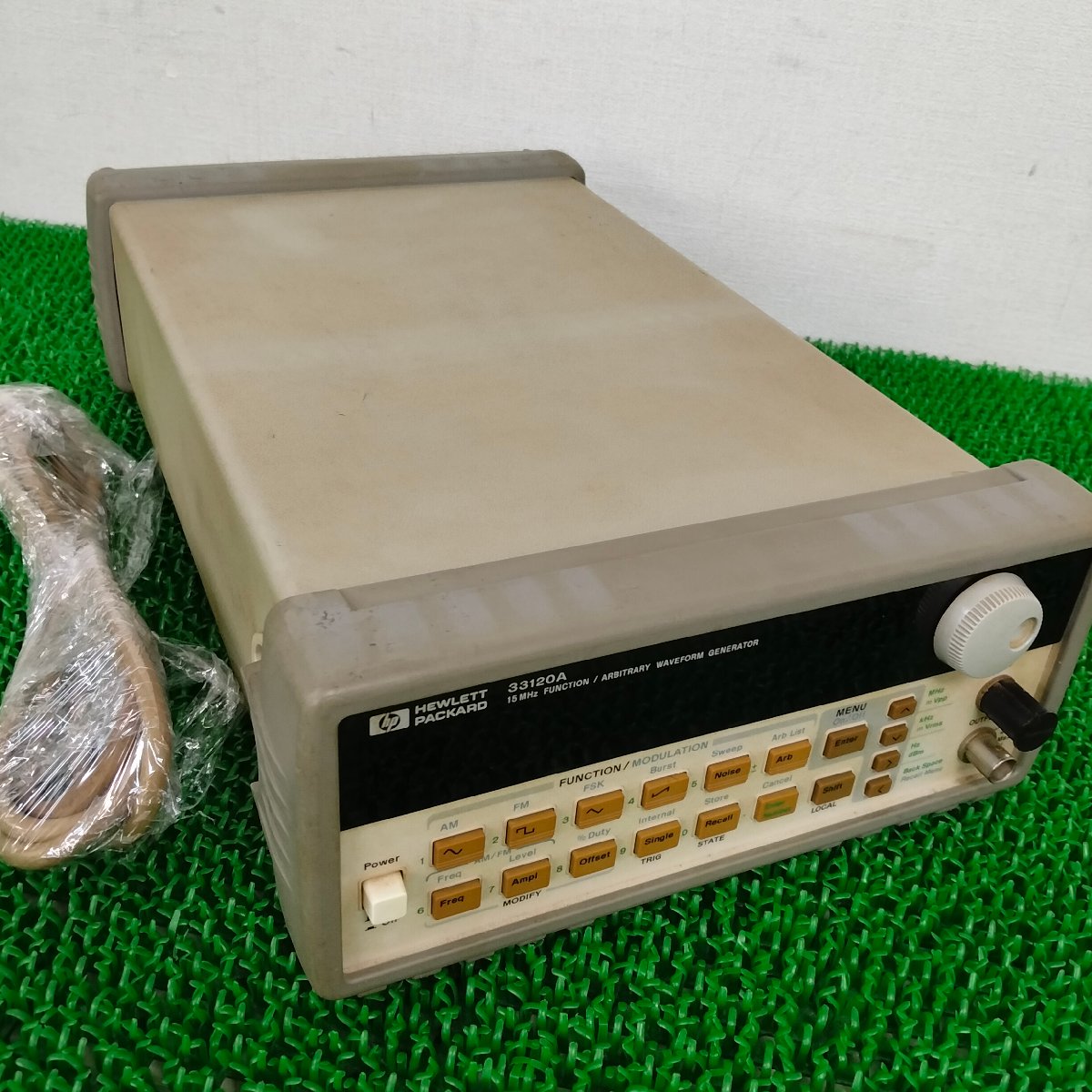 HP 33120A FUNCTION GENERATOR 中古 汚れあり | 八雲機械工具