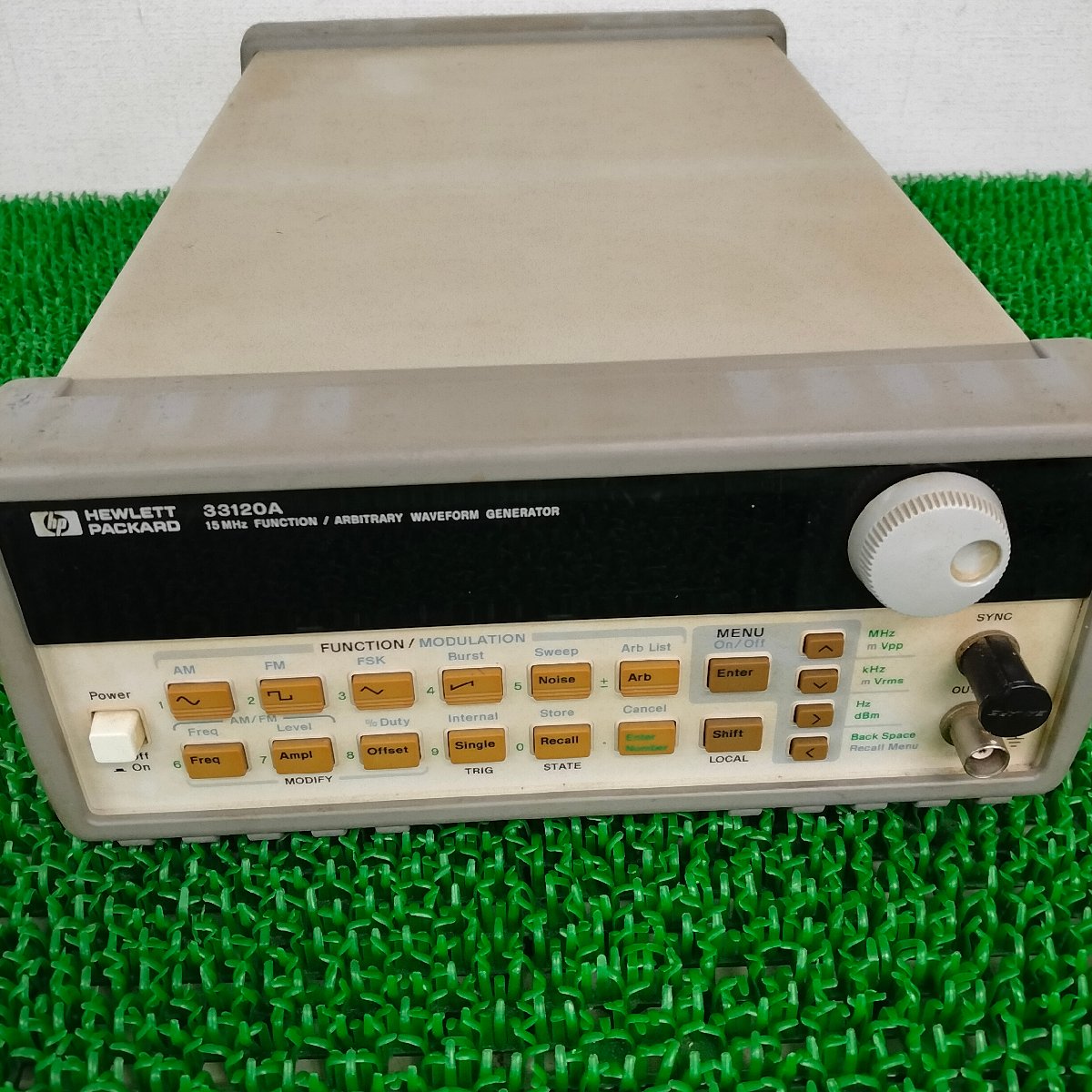 HP 33120A FUNCTION GENERATOR 中古 汚れあり | 八雲機械工具