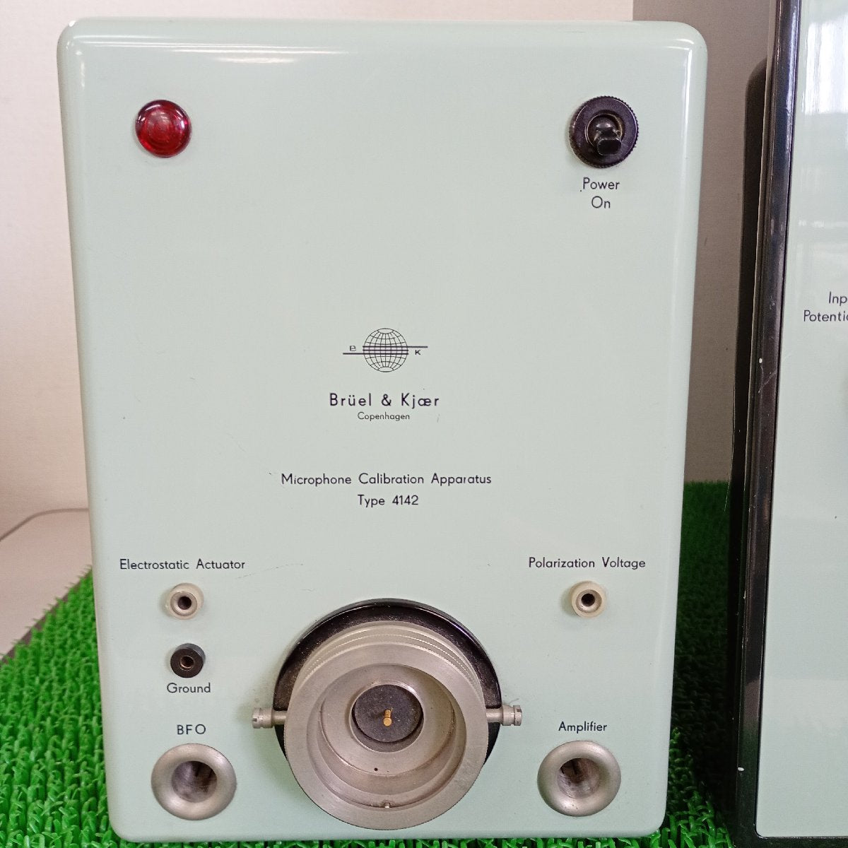 B＆K ブリュエル・ケアー Type 2603 4142 4408 4152 長期保管 ジャンク アンプ 校正器 デュアルチャンネルセレクター 人工耳 | 八雲機械工具