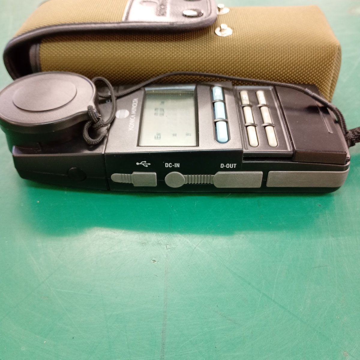 KONICA MINOLTA CL-200A 色彩照度計 試験使用 2015年3月購入品、梱包ケース付き コニカミノルタ | 八雲機械工具
